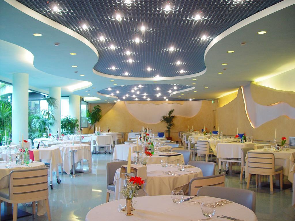 Hotel Le Palme - Premier Resort Milano Marittima Exterior photo